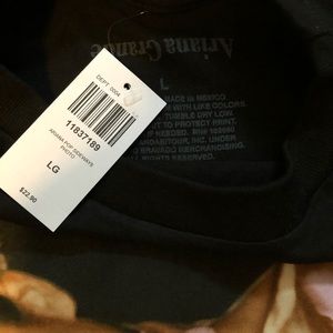 Hot Topic Tops - Ariana Grande Tee Hot Topic Tops - Ariana Grande Tee